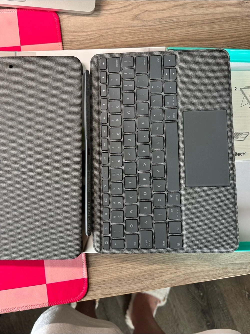 Logitech Combo Touch Keyboard Case for iPad (Black)